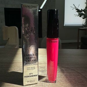 New! 👄 LANCOME L’ABSOLU SATIN SHEEN LIP GLOSS CREAM - 371 PASSIONNEMENT